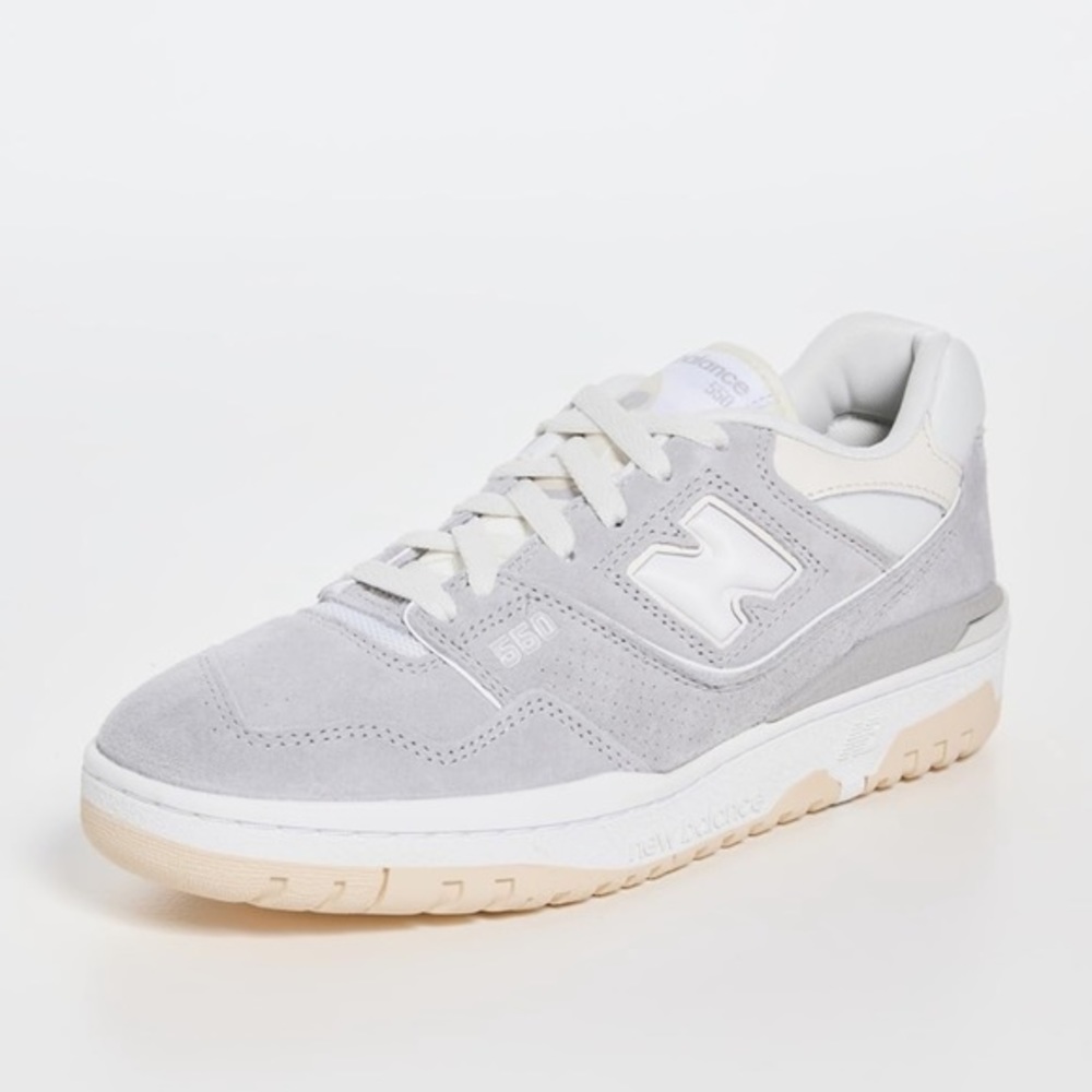 NWT New Balance 550s light grey suede men’s 5.5 womens 7.5